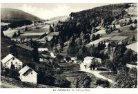 Fotografováno z Malé Zdobnice - vlevo dole č.p. 8 a pohled na křižovatku - okolo r. 1940